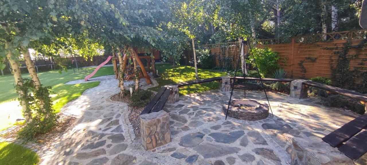 Pokoje Atmosfera Rozalin Bagian luar foto
